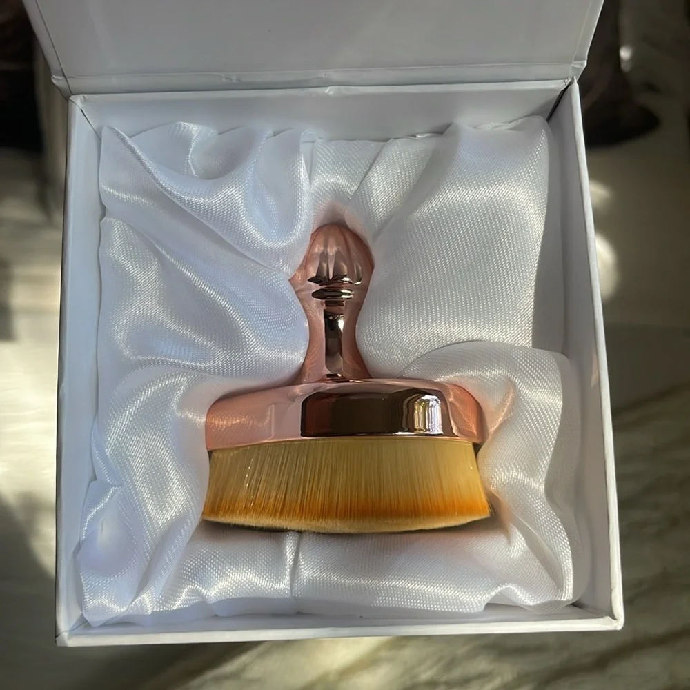 BNIB-Eloise mini teardrop brush rose gold mirror finish
